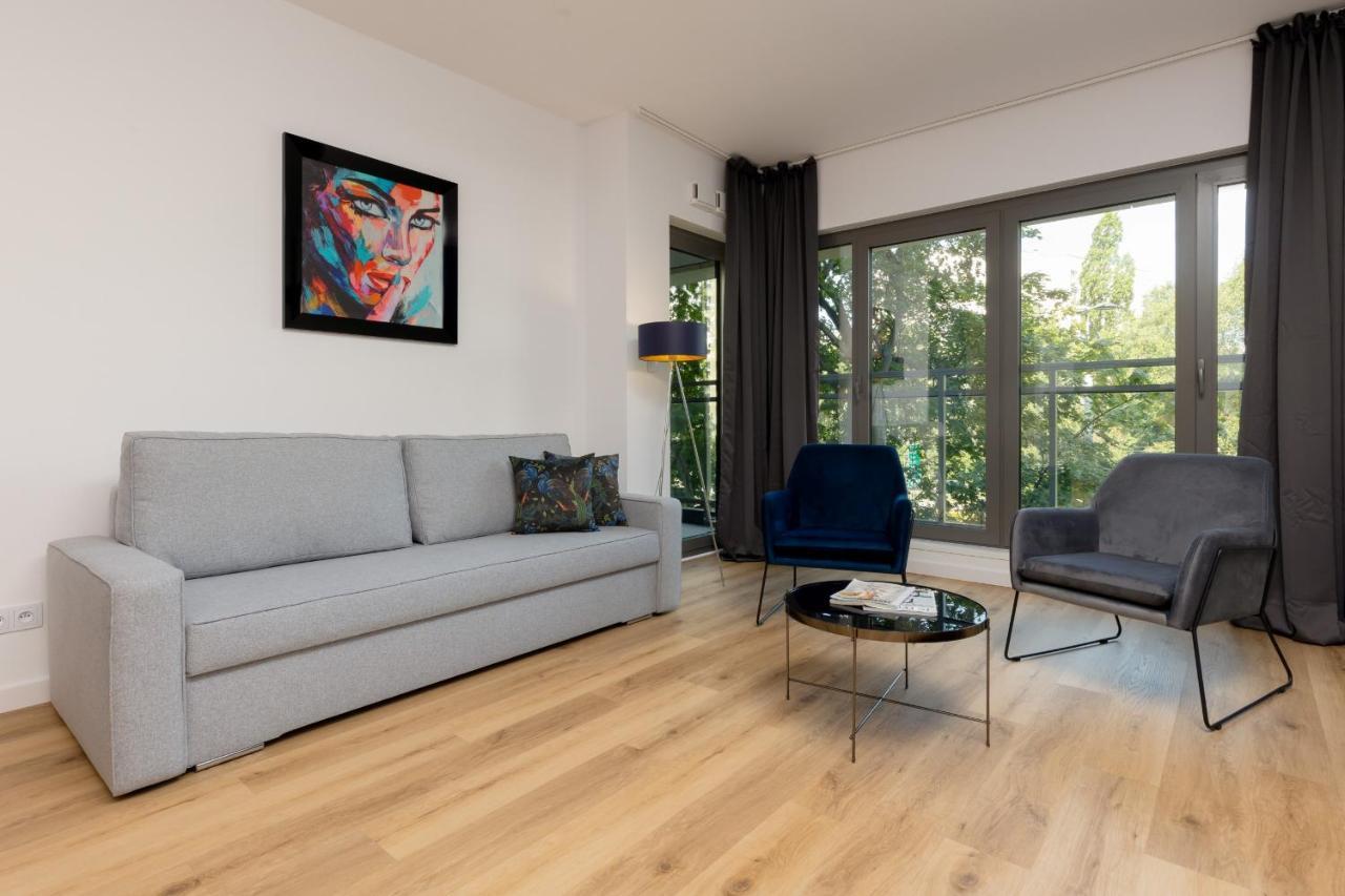 ורשה Apartment Avenue Solidarnosci On Wola By Noclegi Renters מראה חיצוני תמונה