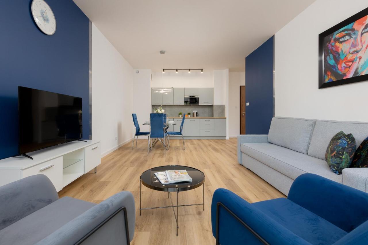 ורשה Apartment Avenue Solidarnosci On Wola By Noclegi Renters מראה חיצוני תמונה