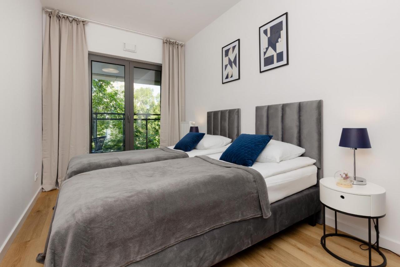 ורשה Apartment Avenue Solidarnosci On Wola By Noclegi Renters מראה חיצוני תמונה